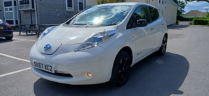 2017 Nissan Leaf 30kwh Black Edition in White — image 4