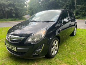 2014 Vauxhall Corsa 1.4 16v Sxi in Black — image 4