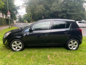 2014 Vauxhall Corsa 1.4 16v Sxi in Black — image 5