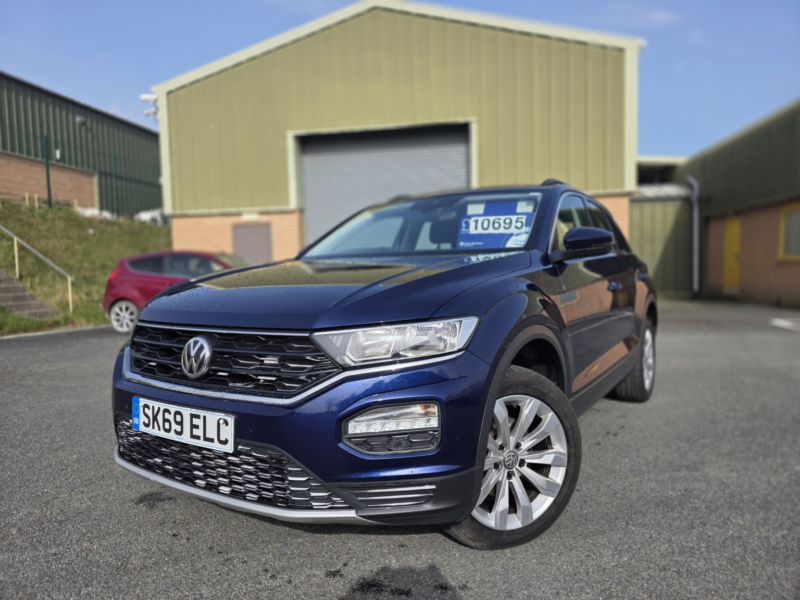 2019 Volkswagen T-Roc 1.6 Tdi Se in Blue — image 1