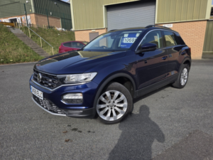2019 Volkswagen T-Roc 1.6 Tdi Se in Blue — image 2