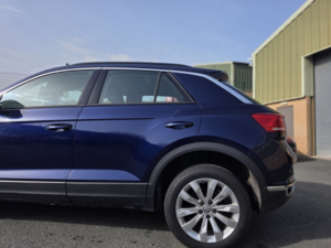 2019 Volkswagen T-Roc 1.6 Tdi Se in Blue — image 4