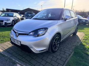 2016 MG Mg3 1.5 Vti-Tech 3style Euro 6 (s/s) 5dr in Silver — image 3