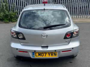 2007 Mazda Mazda3 1.6 Ts 5dr in Silver — image 3