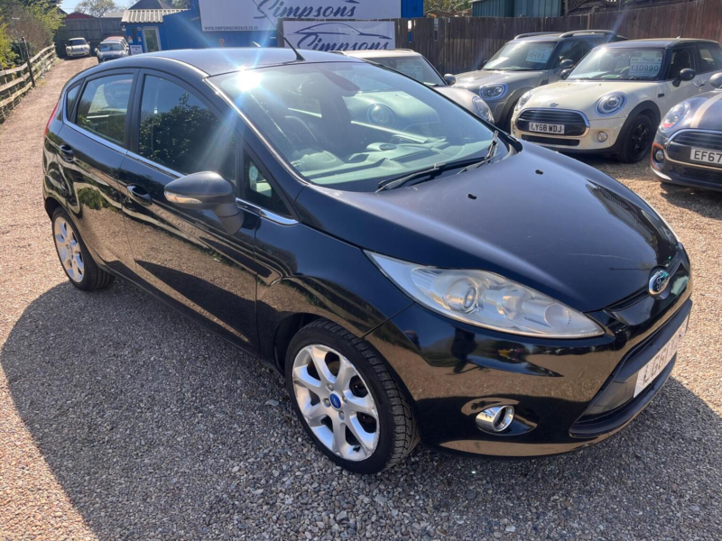 2011 Ford Fiesta 1.25 Centura 5dr in Black — image 1