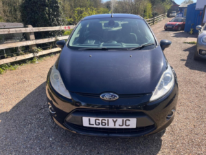 2011 Ford Fiesta 1.25 Centura 5dr in Black — image 3