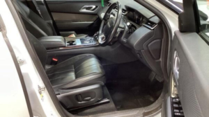 2017 Land Rover Range Rover Velar 2.0 D180 S Auto 4WD Euro 6 (s/s) 5dr in White — image 3