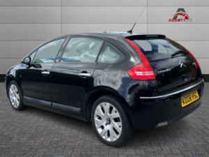 2008 Citroen C4 Hatchback 2004 - 2009 in Black — image 3