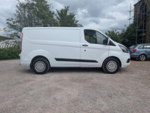 2019 Ford Transit Custom 2.0 320 Ecoblue Trend L1 H1 Euro 6 5dr in Blue — image 3