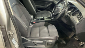 2017 Volkswagen Passat 2.0 Tdi Bluemotion Tech Alltrack DSG 4motion Euro 6 (s/s) 5dr in Silver — image 3