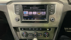 2017 Volkswagen Passat 2.0 Tdi Bluemotion Tech Alltrack DSG 4motion Euro 6 (s/s) 5dr in Silver — image 5
