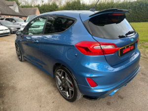 2018 Ford Fiesta 1.5 T Ecoboost St-2 in Blue — image 3