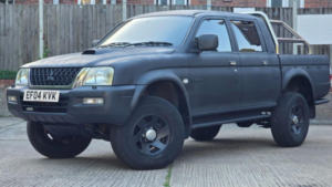 2004 Mitsubishi L200 2.5 Td 4life 4dr in Black — image 2