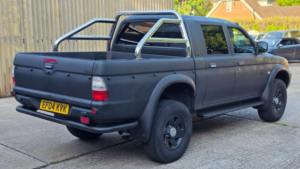 2004 Mitsubishi L200 2.5 Td 4life 4dr in Black — image 6