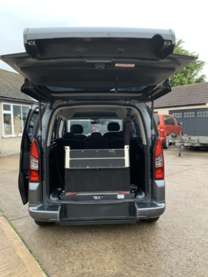 2015 Peugeot Partner Tepee 1.6 Vti Active in Grey — image 6