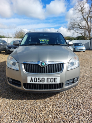 2008 Skoda Fabia 1.4 16v 3 in Beige — image 2