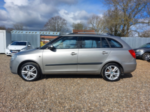 2008 Skoda Fabia 1.4 16v 3 in Beige — image 4