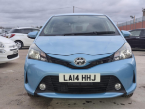 2014 Toyota Yaris Icon in Blue — image 2
