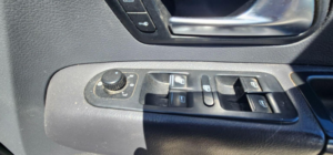 2013 Volkswagen Amarok 2.0 Bitdi Bluemotion Tech Highline 4motion Euro 5 (s/s) 4dr in Grey — image 6