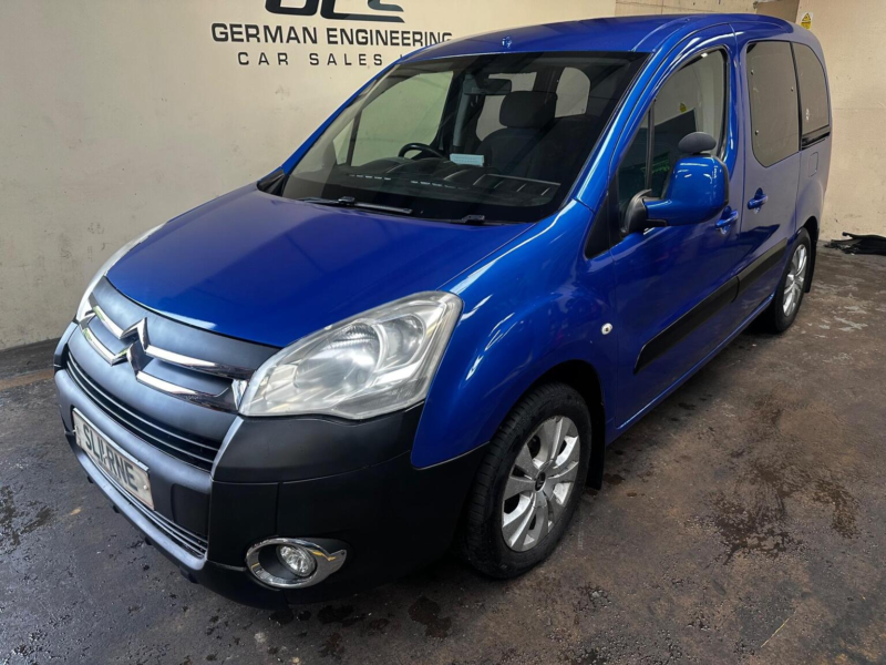 2011 Citroen Berlingo 1.6 Hdi 16v Plus Multispace MPV Euro 5 5dr in Blue — image 1