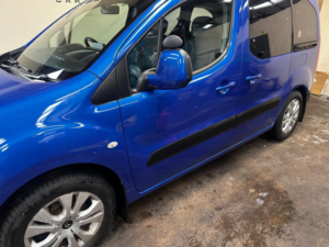 2011 Citroen Berlingo 1.6 Hdi 16v Plus Multispace MPV Euro 5 5dr in Blue — image 3