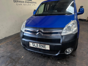 2011 Citroen Berlingo 1.6 Hdi 16v Plus Multispace MPV Euro 5 5dr in Blue — image 4