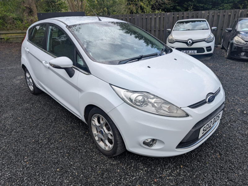 2012 Ford Fiesta 1.3 Zetec in White — image 1