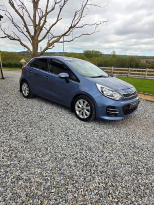 2015 Kia Rio 1.1 Crdi Ecodynamics 2 Hatchback 5dr Diesel Manual Euro 6 (s/s) (74 Bhp) in Blue — image 4