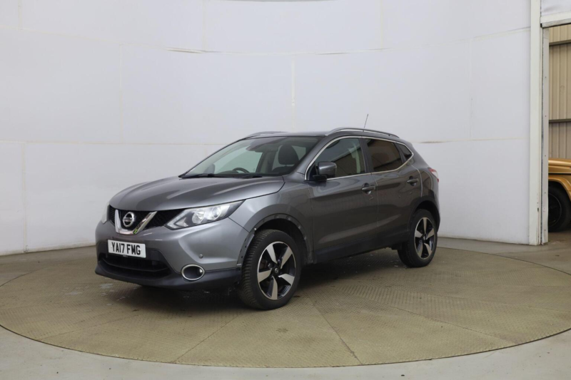 2017 Nissan Qashqai 1.5 Dci N-Connecta 2WD Euro 6 (s/s) 5dr in Grey — image 1