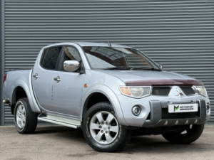 2010 Mitsubishi L200