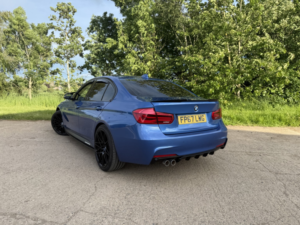 2017 BMW 3 Series 2.0 320d M Sport Saloon in Blue — image 3