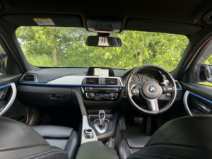 2017 BMW 3 Series 2.0 320d M Sport Saloon in Blue — image 4