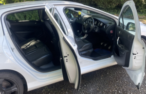 2012 Peugeot 308 1.6 Thp Gt in White — image 5