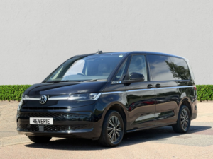 2024 Volkswagen Multivan 1.4 Tsi 13kwh Style Long MPV 5dr Petrol Plug-In Hybrid DSG Euro 6 (s/s) (218 Ps) in Black — image 3