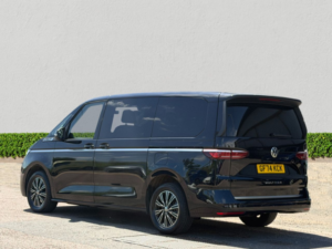2024 Volkswagen Multivan 1.4 Tsi 13kwh Style Long MPV 5dr Petrol Plug-In Hybrid DSG Euro 6 (s/s) (218 Ps) in Black — image 5