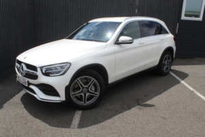 2019 Mercedes-Benz Glc 2.0 Glc220d Amg Line in White — image 3