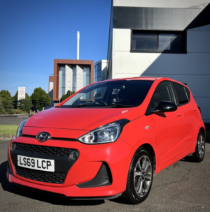 2019 Hyundai I10 1.0 I10 Play 1.0 My20 in Red — image 6