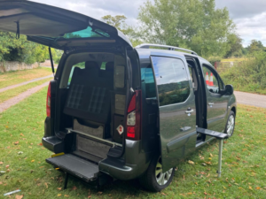 2016 Citroen Berlingo 1.6 Bluehdi Feel Edition Multispace MPV Euro 6 5dr in Grey — image 6