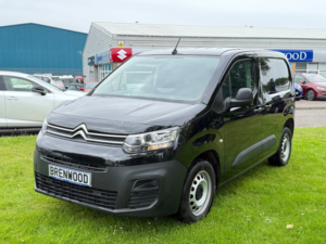 2023 Citroen Berlingo 1.5 Bluehdi 1000 Enterprise Edition M Panel Van 5dr Diesel Manual Swb Euro 6 (s/s) (100 Ps) in Black — image 4