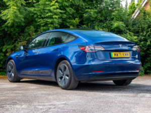 2021 Tesla Model 3 (dual Motor) Long Range Auto 4wde 4dr in Blue — image 5