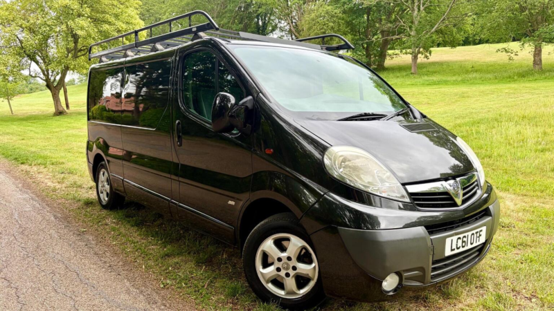 2011 Vauxhall Vivaro 2.0 2900 Cdti Sportive Fwd L3 4dr in Black — image 1