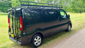 2011 Vauxhall Vivaro 2.0 2900 Cdti Sportive Fwd L3 4dr in Black — image 6