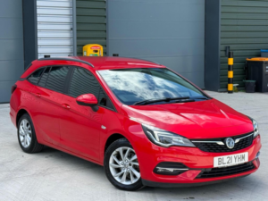 2021 Vauxhall Astra 1.5 Turbo D Se Sports Tourer Euro 6 (s/s) 5dr in Red — image 5