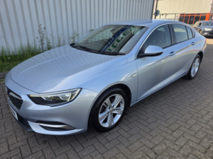 2017 Vauxhall Insignia 1.6 Turbo D Ecotec Tech Line Nav in Silver — image 5