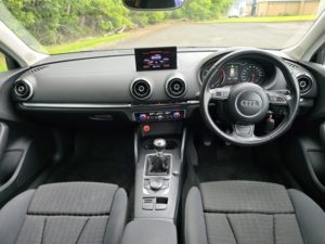 2013 Audi A3 1.6 Tdi Sport Sportback Euro 5 (s/s) 5dr in Silver — image 3
