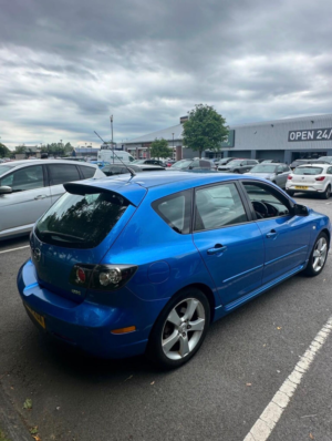 2006 Mazda Mazda3 2.0 Sport 5dr in Blue — image 4