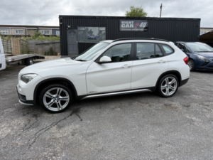 2015 BMW X1 2.0 X1 Xdrive18d Se in White — image 5