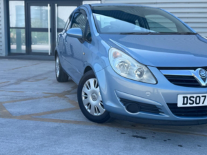 2007 Vauxhall Corsa 1.2i 16v Club 3dr in Blue — image 3