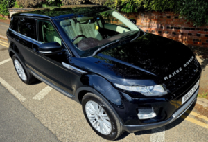 2013 Land Rover Range Rover Evoque 2.2 Sd4 Prestige in Black — image 2