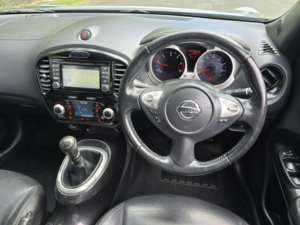 2015 Nissan Juke 1.5 Dci 8v Tekna in Grey — image 3